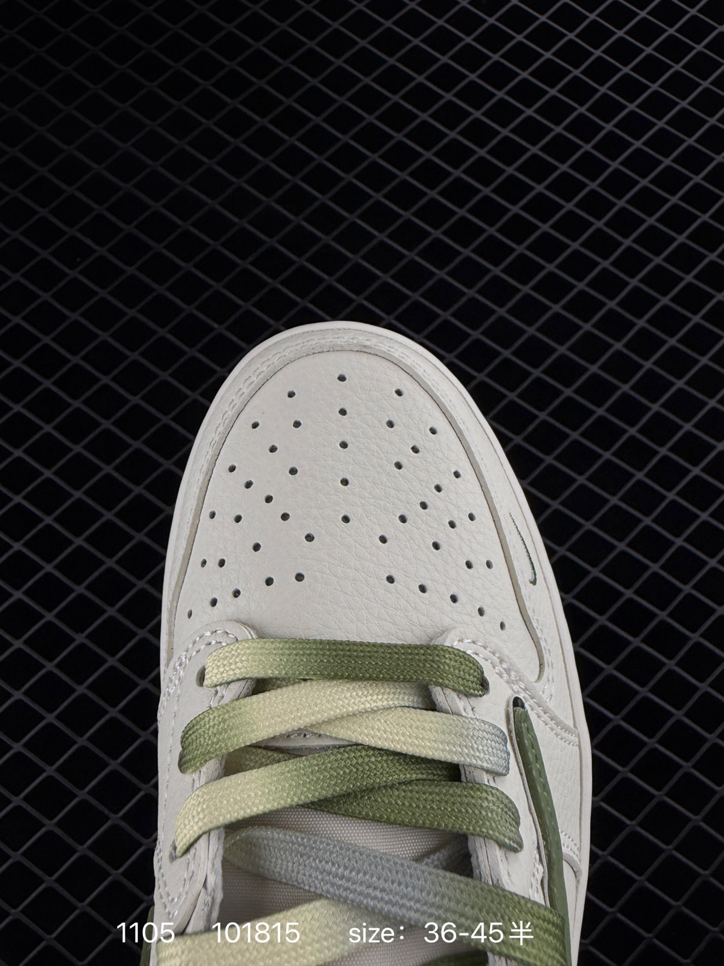 Travis Scott x Air Jordan 1 ” Reverse Mocha “